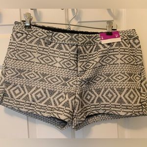 NWT Merona Black and White shorts size 8